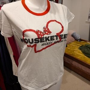 Mousketeer Disney White and Red Ringer T-Shirt - L